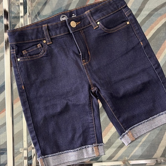 🆕girl shorts💙 - Picture 1 of 6